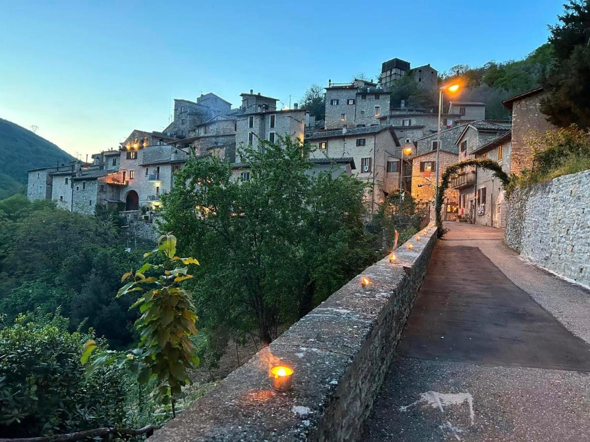 Appartamento Storico A Valle San Martino Di Spoleto Buitenkant foto