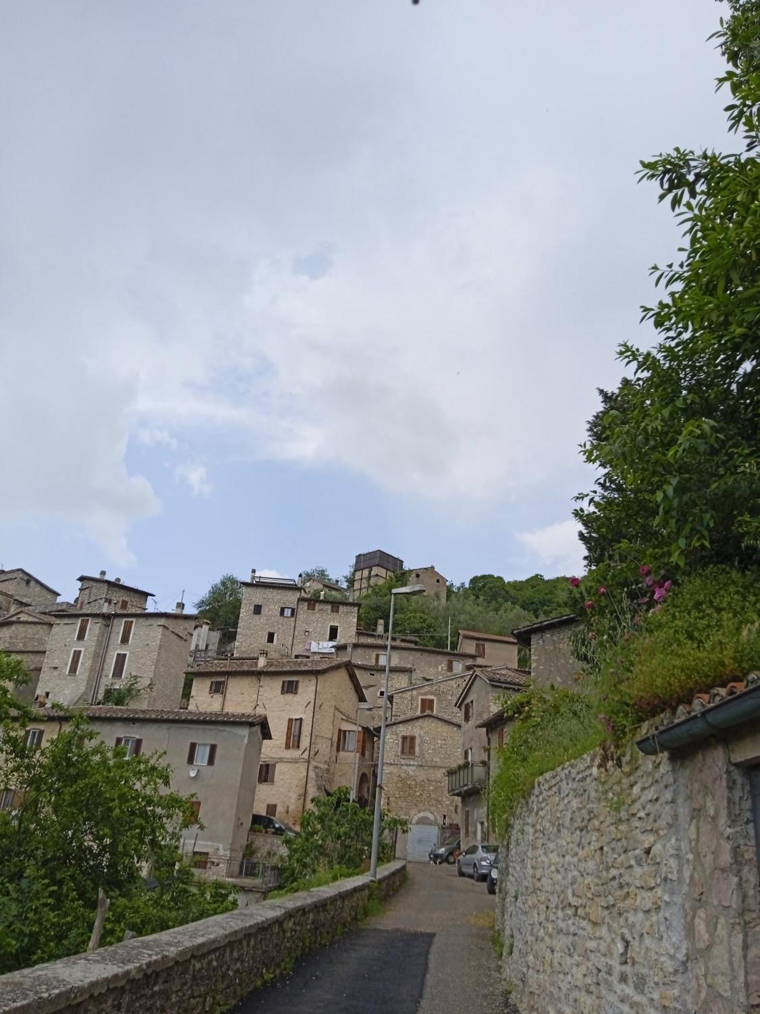 Appartamento Storico A Valle San Martino Di Spoleto Buitenkant foto